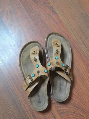 Outwoods Tan Turquoise Jewel Sandal Size 8